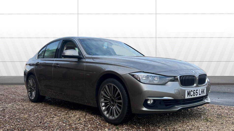 BMW 3 Series 330d xDrive Luxury 4dr Step Auto Diesel Saloon